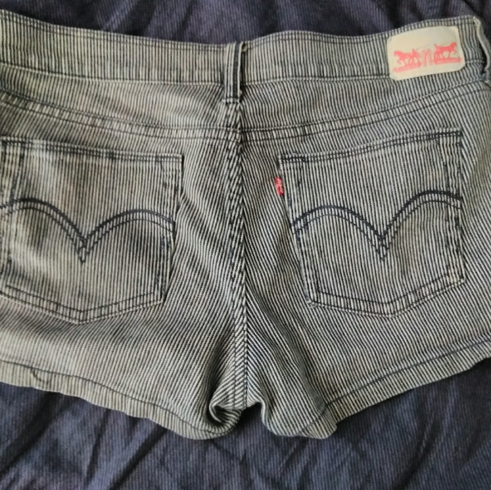 Levi jean shorts